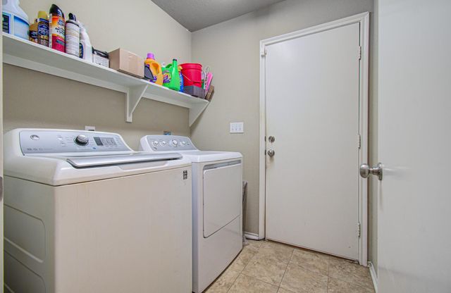 957 Oak Terrace Drive, Willis, TX 77378