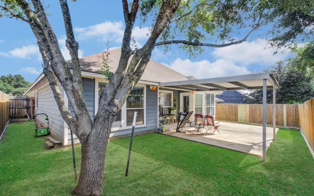 957 Oak Terrace Drive, Willis, TX 77378