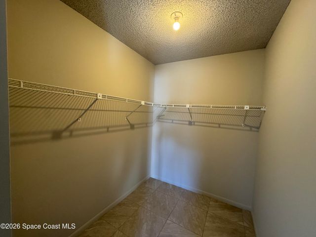 934 Lynbrook Street NW, Palm Bay, FL 32907