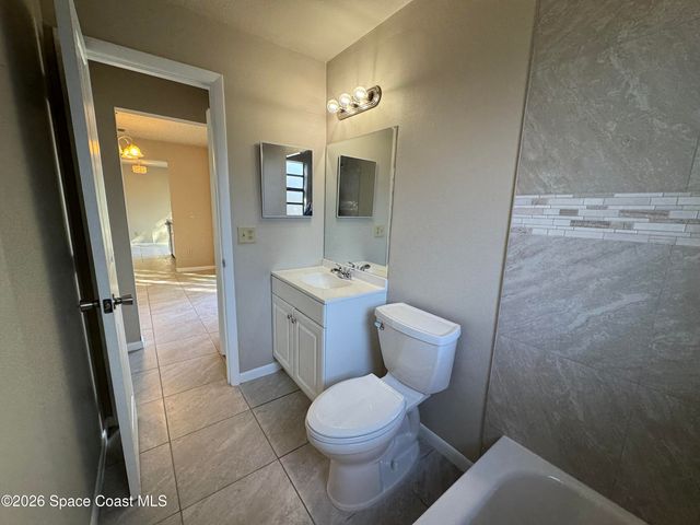 934 Lynbrook Street NW, Palm Bay, FL 32907