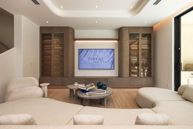 1234 George Bush Boulevard, Delray Beach, FL 33483