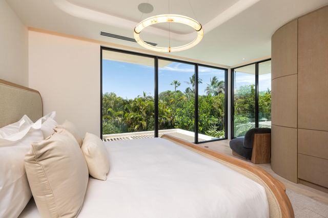 1234 George Bush Boulevard, Delray Beach, FL 33483