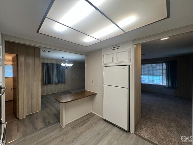 4401 Hughes Lane 106, Bakersfield, CA 93304