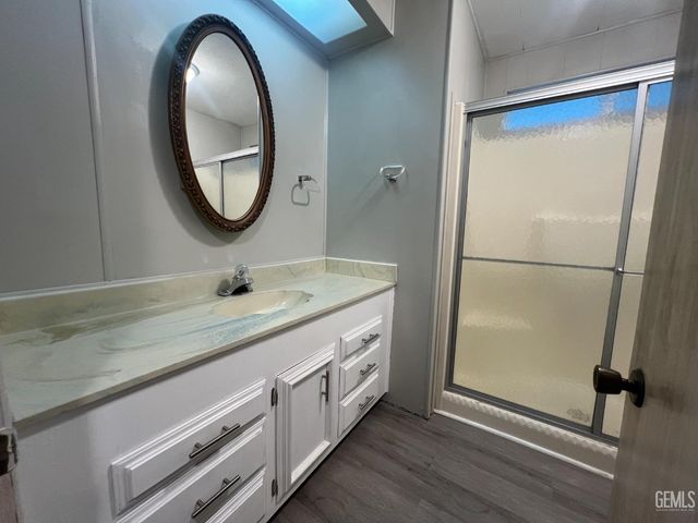 4401 Hughes Lane 106, Bakersfield, CA 93304