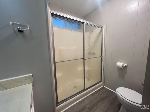 4401 Hughes Lane 106, Bakersfield, CA 93304