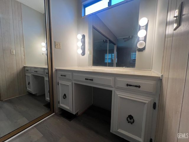 4401 Hughes Lane 106, Bakersfield, CA 93304