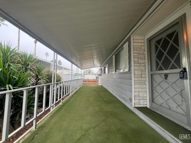 4401 Hughes Lane 106, Bakersfield, CA 93304