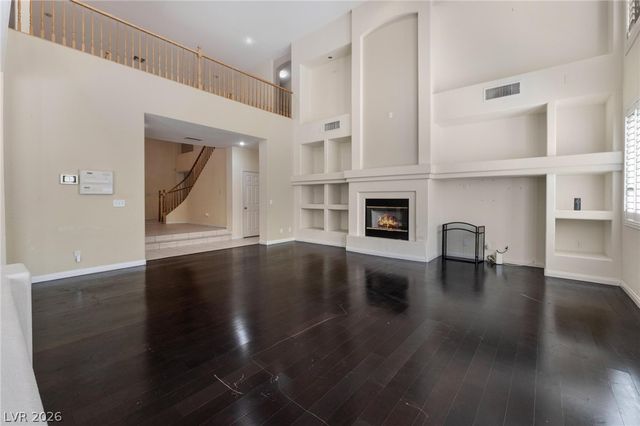 8901 Goldstone Avenue, Las Vegas, NV 89143