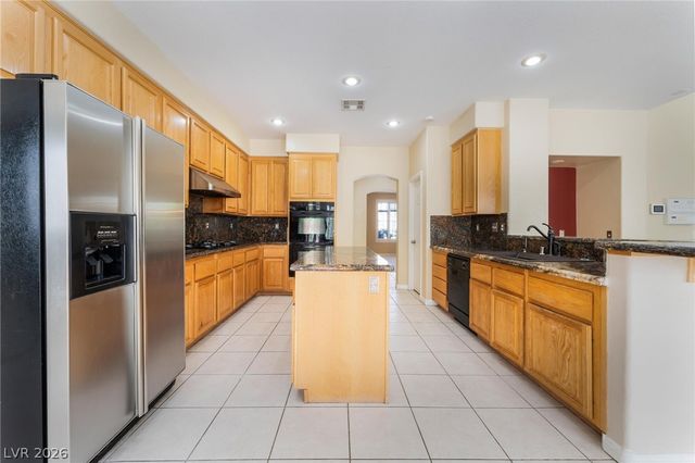 8901 Goldstone Avenue, Las Vegas, NV 89143