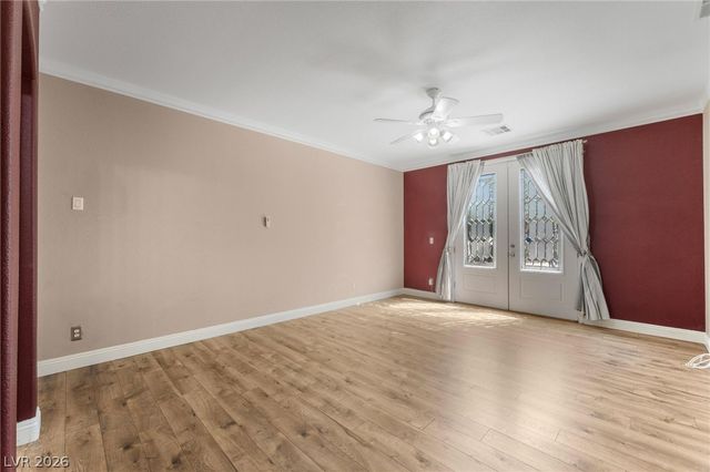 8901 Goldstone Avenue, Las Vegas, NV 89143