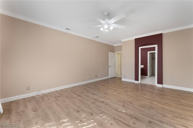 8901 Goldstone Avenue, Las Vegas, NV 89143