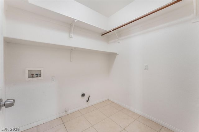 8901 Goldstone Avenue, Las Vegas, NV 89143