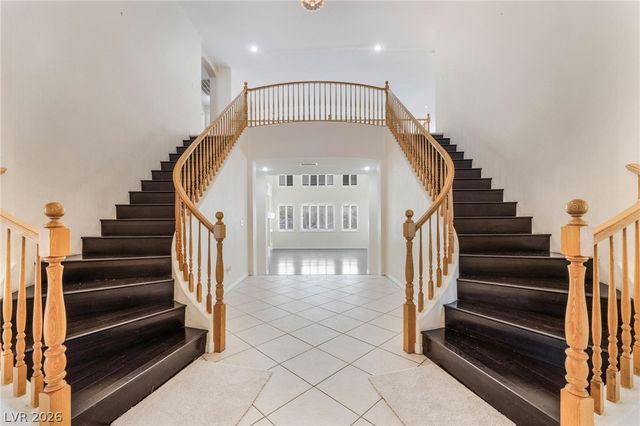 8901 Goldstone Avenue, Las Vegas, NV 89143