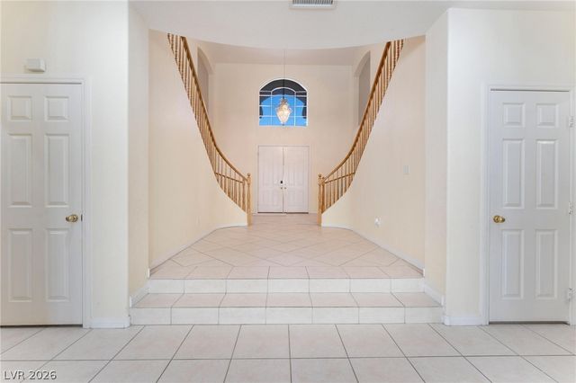 8901 Goldstone Avenue, Las Vegas, NV 89143