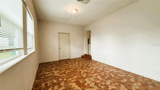 1112 CARLTON AVENUE, Lake Wales, FL 33853