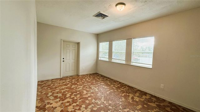 1112 CARLTON AVENUE, Lake Wales, FL 33853