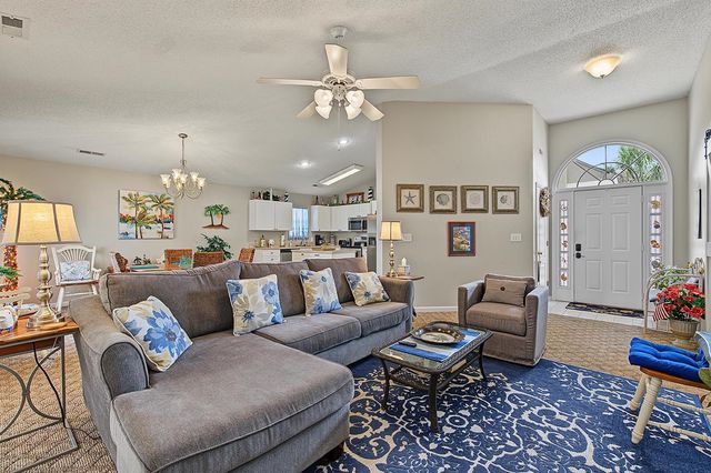 9915 Largo Ct., Murrells Inlet, SC 29576