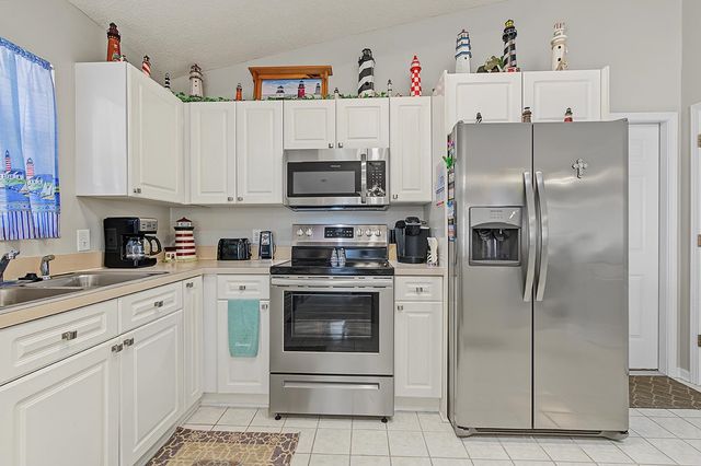 9915 Largo Ct., Murrells Inlet, SC 29576