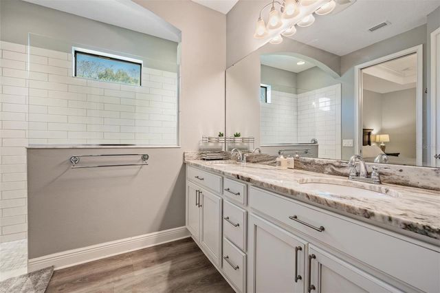 8432 AUBURN RISE COURT, Land O Lakes, FL 34638