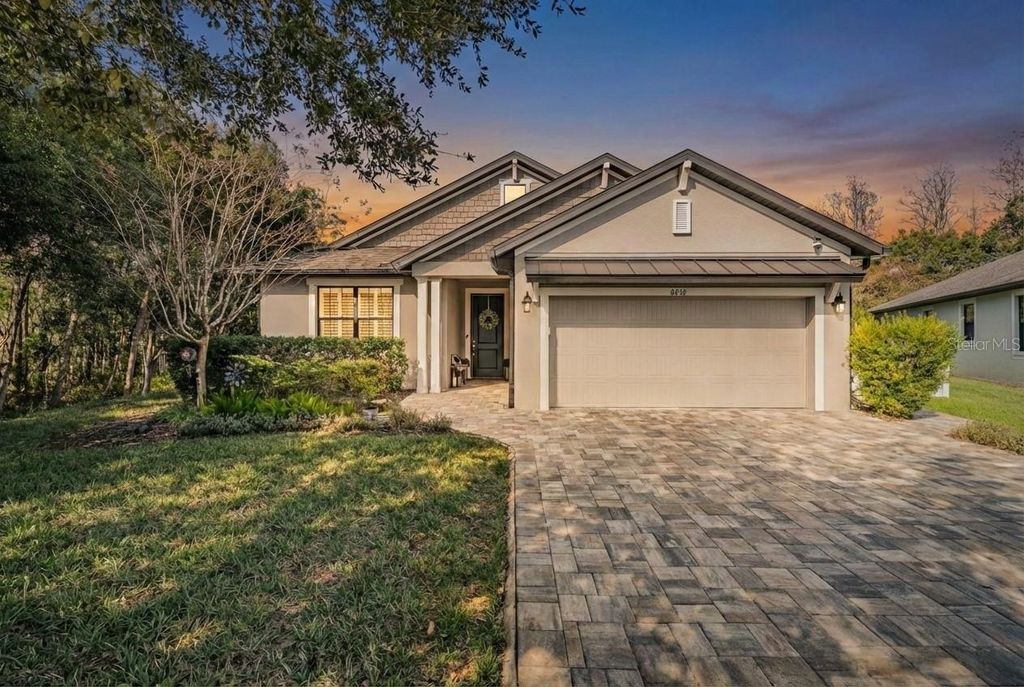 8432 AUBURN RISE COURT, Land O Lakes, FL 34638