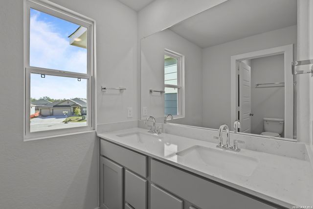 8713 RUCKER POND TRAIL, San Antonio, TX 78252