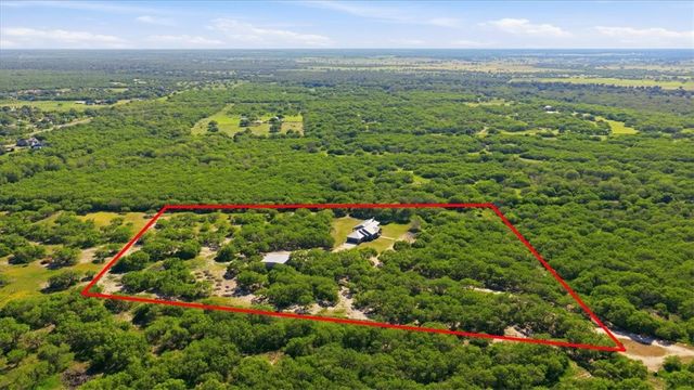 6137 Main, Mathis, TX 78368
