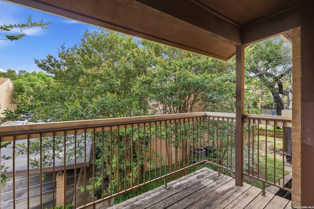 8633 Datapoint Dr Apt 258, San Antonio, TX 78229