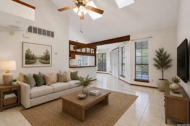 8633 Datapoint Dr Apt 258, San Antonio, TX 78229