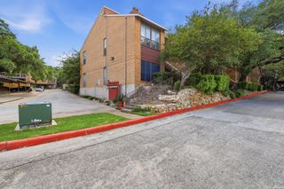 8633 Datapoint Dr Apt 258, San Antonio, TX 78229