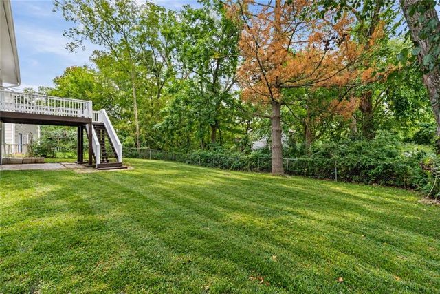 9321 NW 68th Street, Kansas City, MO 64152