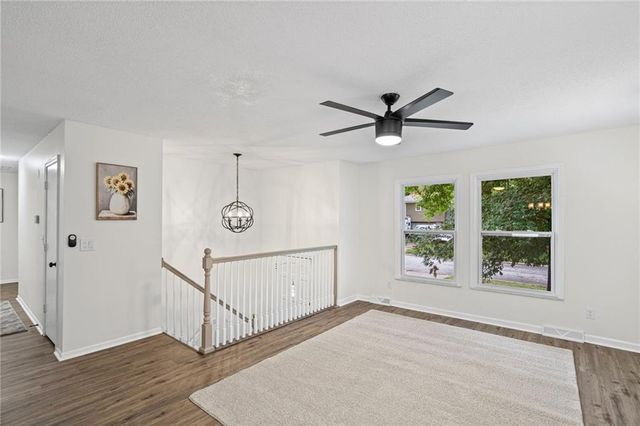 9321 NW 68th Street, Kansas City, MO 64152