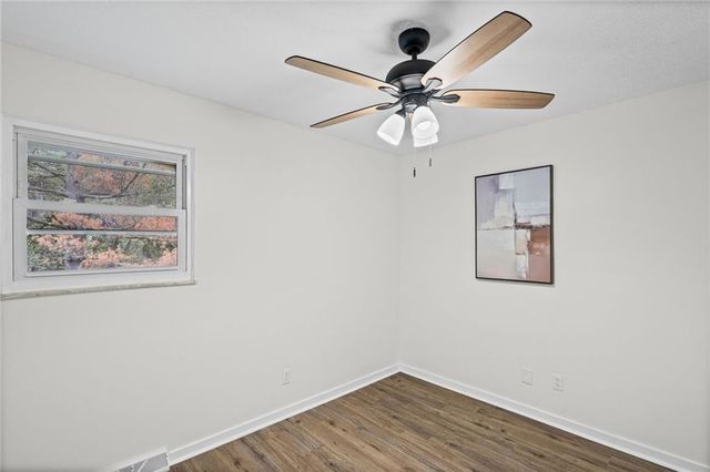 9321 NW 68th Street, Kansas City, MO 64152