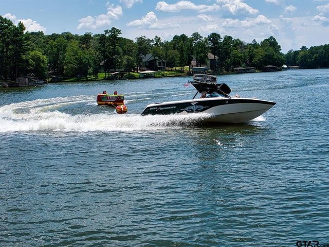 212 Canyon Drive, Hideaway, TX 75771