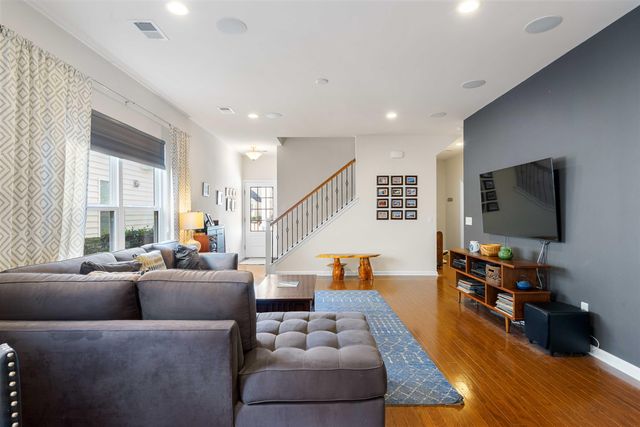 557 Sea Foam Street, Summerville, SC 29486