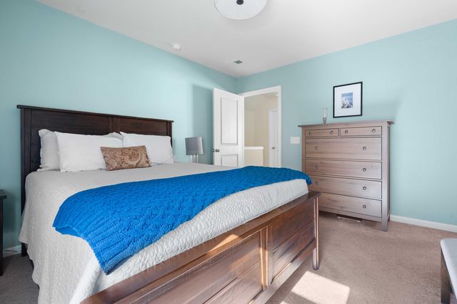 557 Sea Foam Street, Summerville, SC 29486