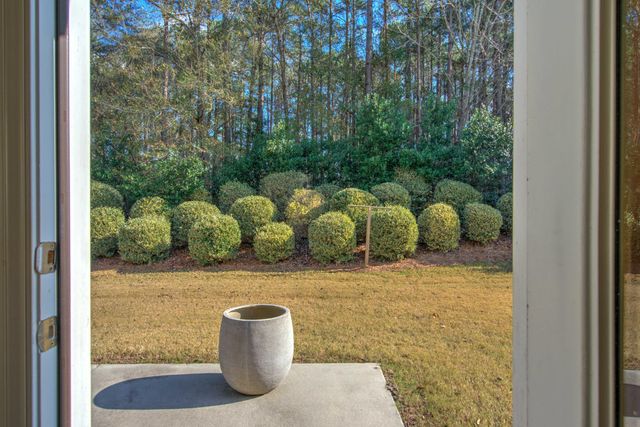 557 Sea Foam Street, Summerville, SC 29486