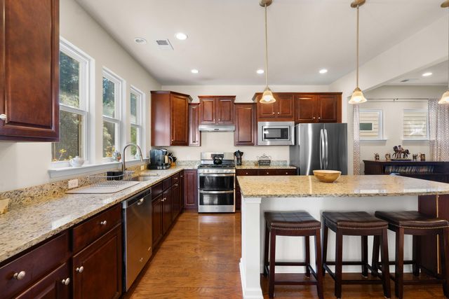 557 Sea Foam Street, Summerville, SC 29486