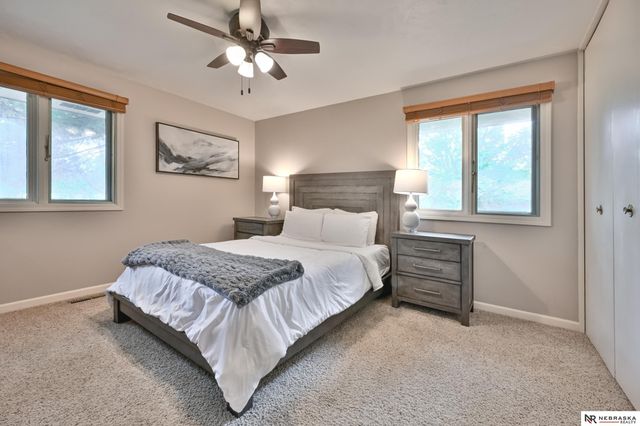 7530 Vine Street, Lincoln, NE 68505