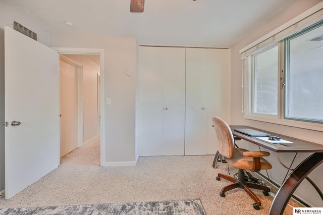 7530 Vine Street, Lincoln, NE 68505
