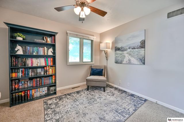 7530 Vine Street, Lincoln, NE 68505