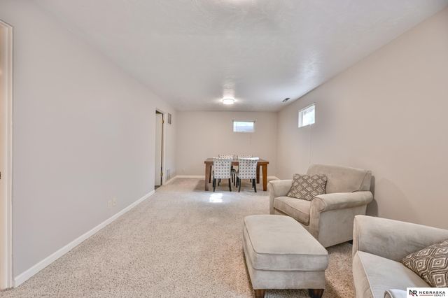 7530 Vine Street, Lincoln, NE 68505