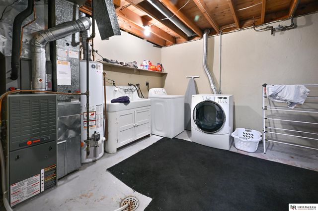 7530 Vine Street, Lincoln, NE 68505