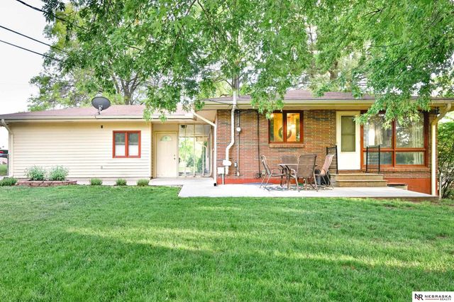 7530 Vine Street, Lincoln, NE 68505