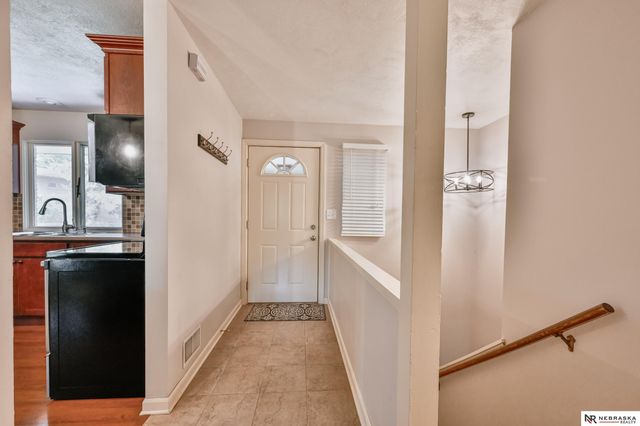 7530 Vine Street, Lincoln, NE 68505