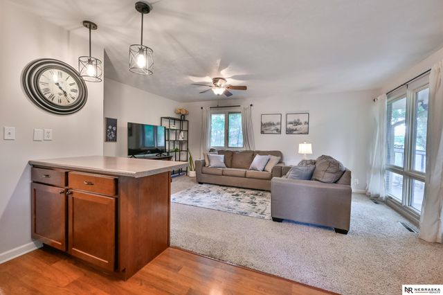 7530 Vine Street, Lincoln, NE 68505