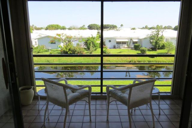 2101 W Woolbright Rd J202, Boynton Beach, FL 33426