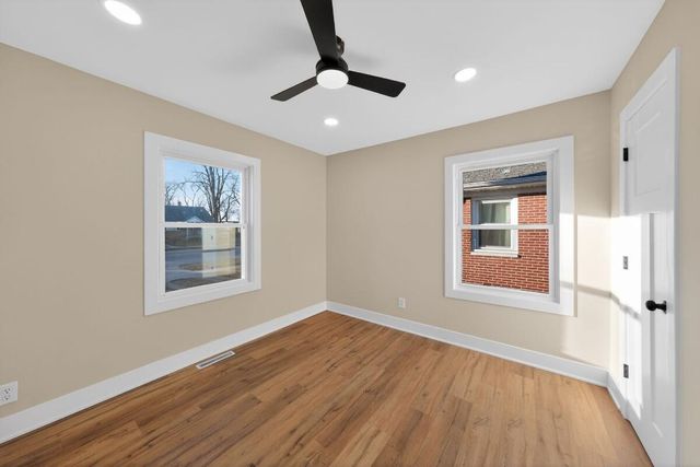 423 N Cline Avenue, Griffith, IN 46319