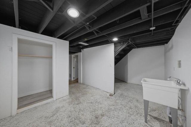 423 N Cline Avenue, Griffith, IN 46319