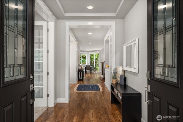 9233 255th Avenue NE, Redmond, WA 98053