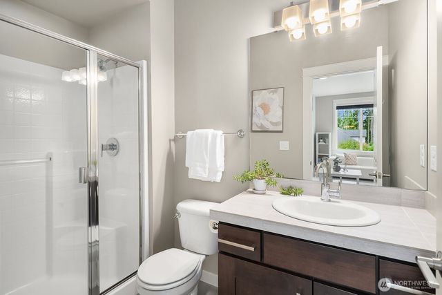 9233 255th Avenue NE, Redmond, WA 98053